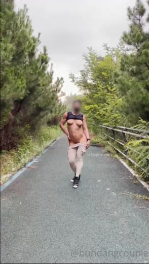 【2023-11-02】It's wet inside my underwear.m4v