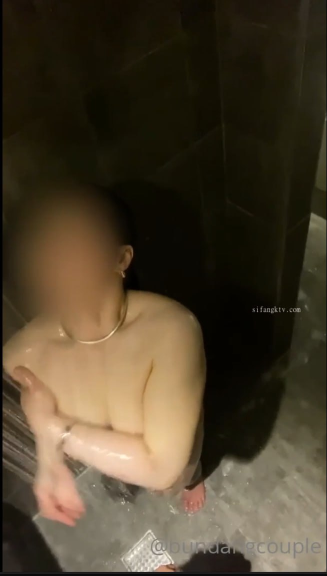 动漫美女裸体被❌羞羞18禁网站下滑完整版）探探刷到舞蹈老师为了不泄密只能给我内射